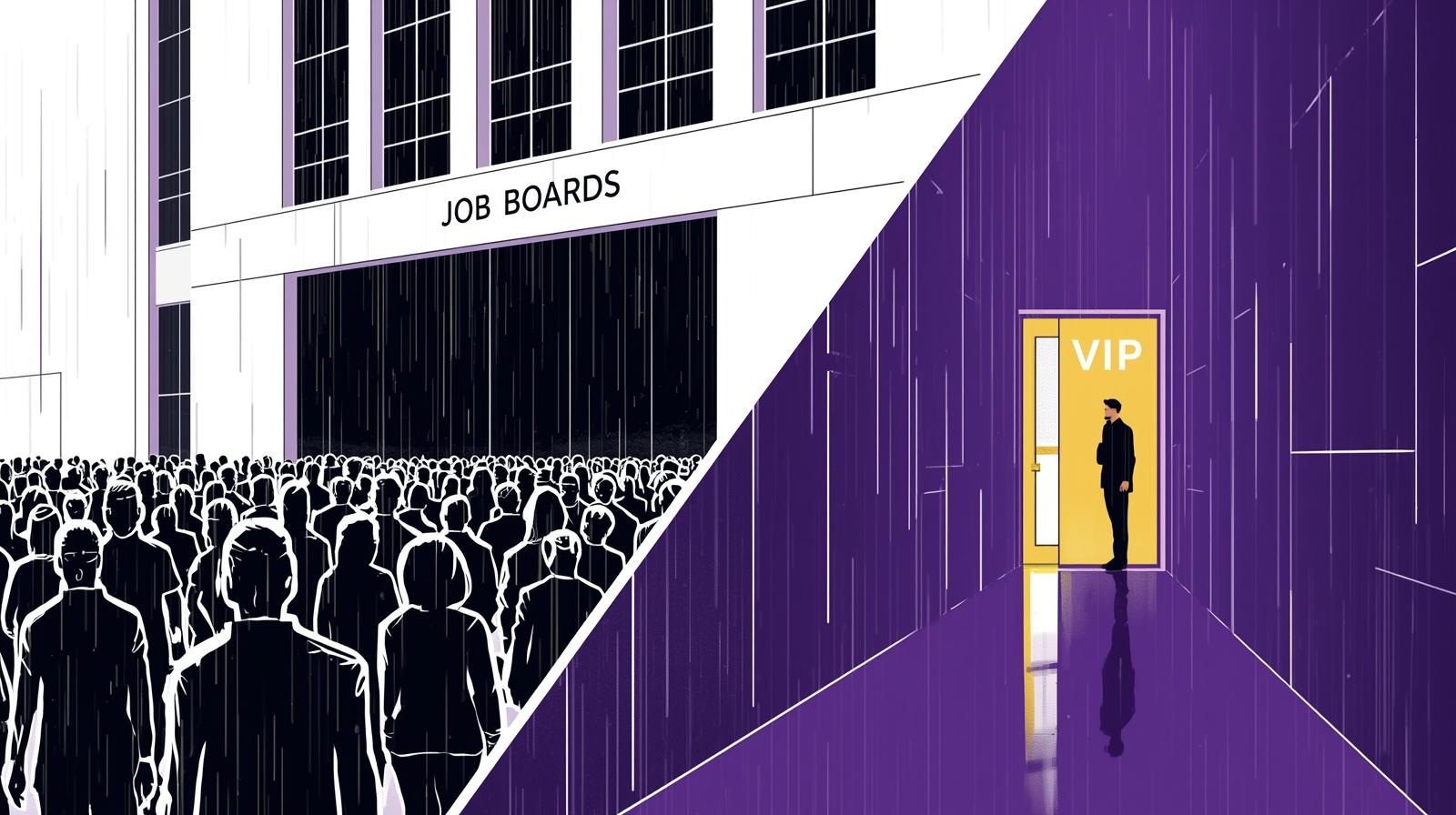 אישה בונה אסטרטגיית חיפוש עבודה על גבי דשבורד וירטואלי זוהר